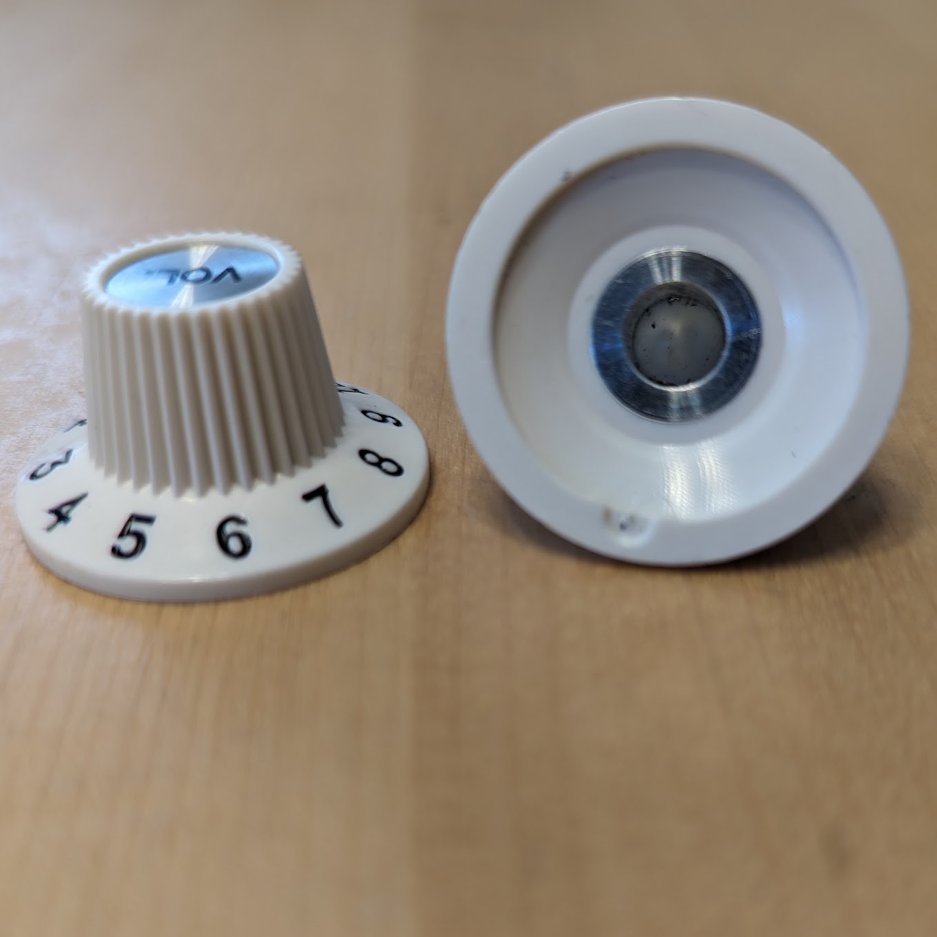 Witch Hat Knob - Solid Shaft w/set screw - Vintage White (CORRECT NUMBERING!)